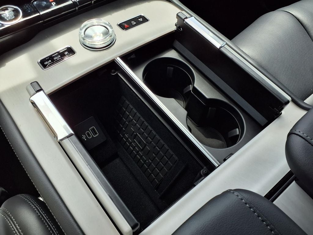 2026 Lincoln Navigator Premiere
