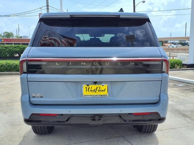 2026 Lincoln Navigator Premiere
