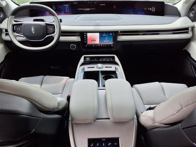 2026 Lincoln Navigator Premiere