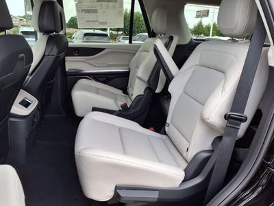 2026 Lincoln Navigator Premiere