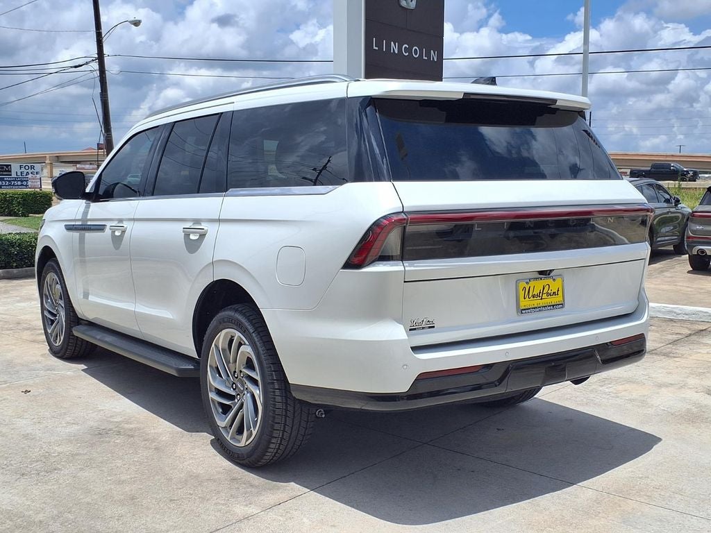 2026 Lincoln Navigator Premiere