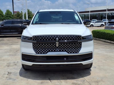 2027 Lincoln Navigator Premiere