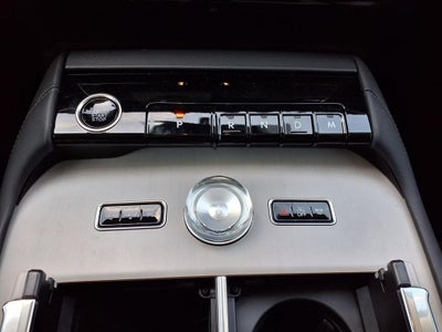 2027 Lincoln Navigator Premiere