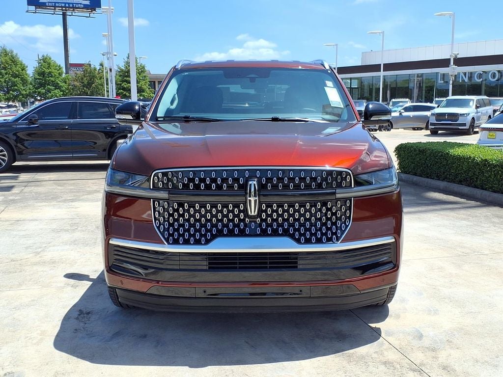 2027 Lincoln Navigator Premiere