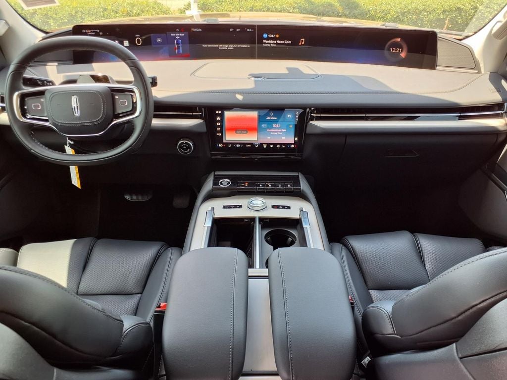 2027 Lincoln Navigator Premiere