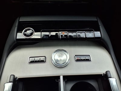 2027 Lincoln Navigator Premiere