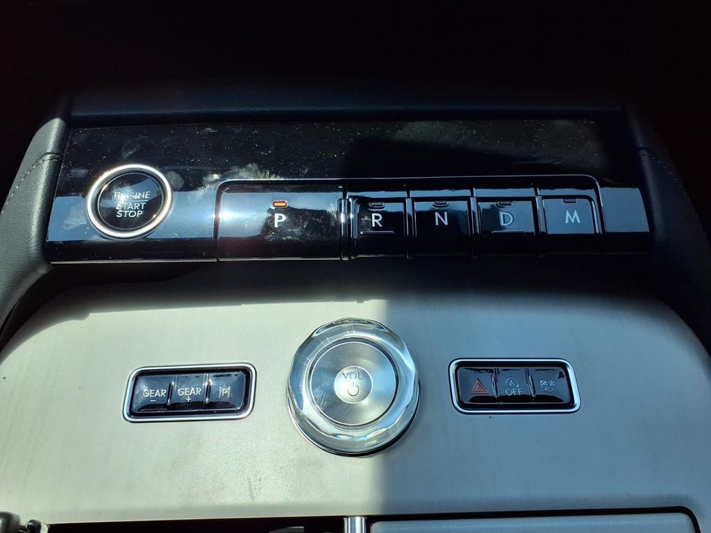 2027 Lincoln Navigator Reserve