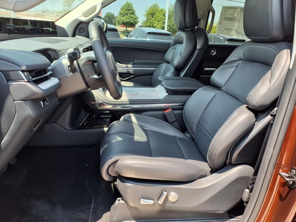 2027 Lincoln Navigator Reserve