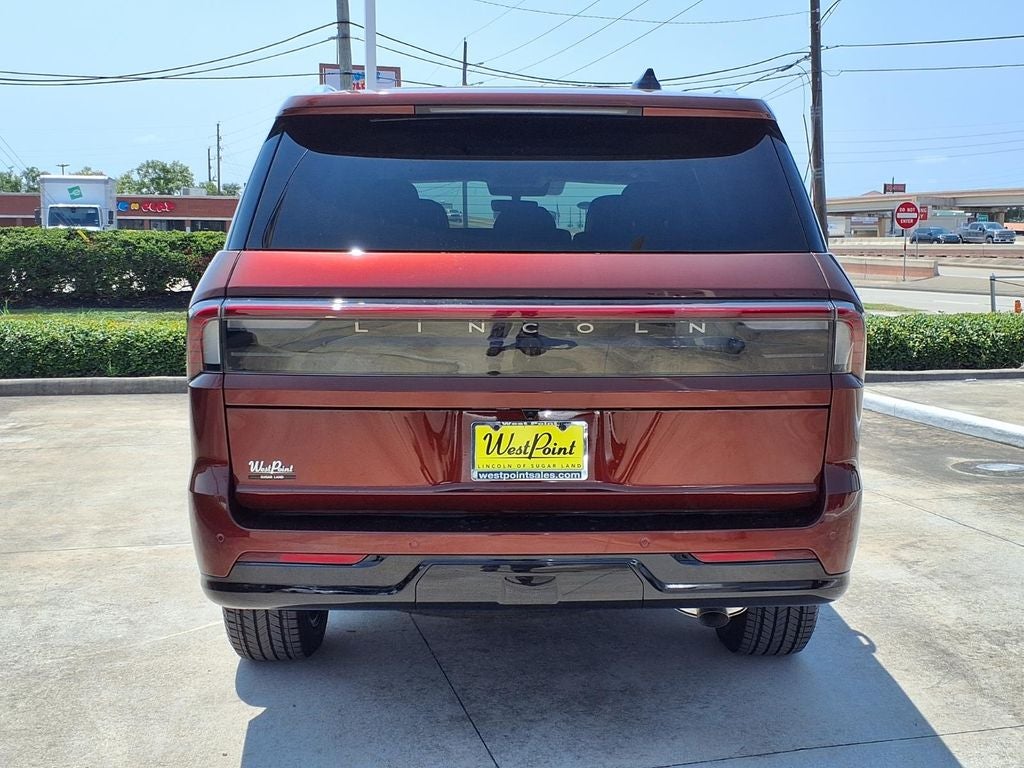 2027 Lincoln Navigator Reserve