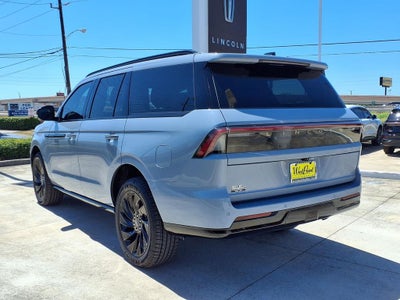 2027 Lincoln Navigator Reserve