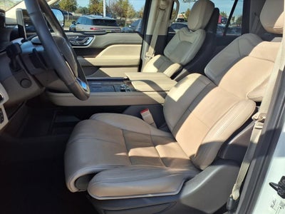 2023 Lincoln Navigator L L Reserve