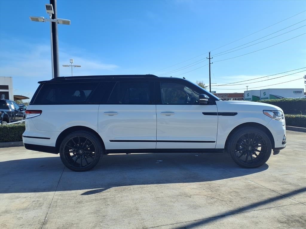 2023 Lincoln Navigator L L Reserve