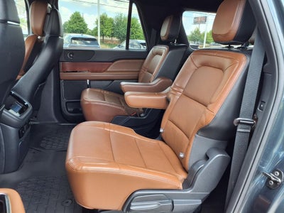 2022 Lincoln Navigator L Reserve