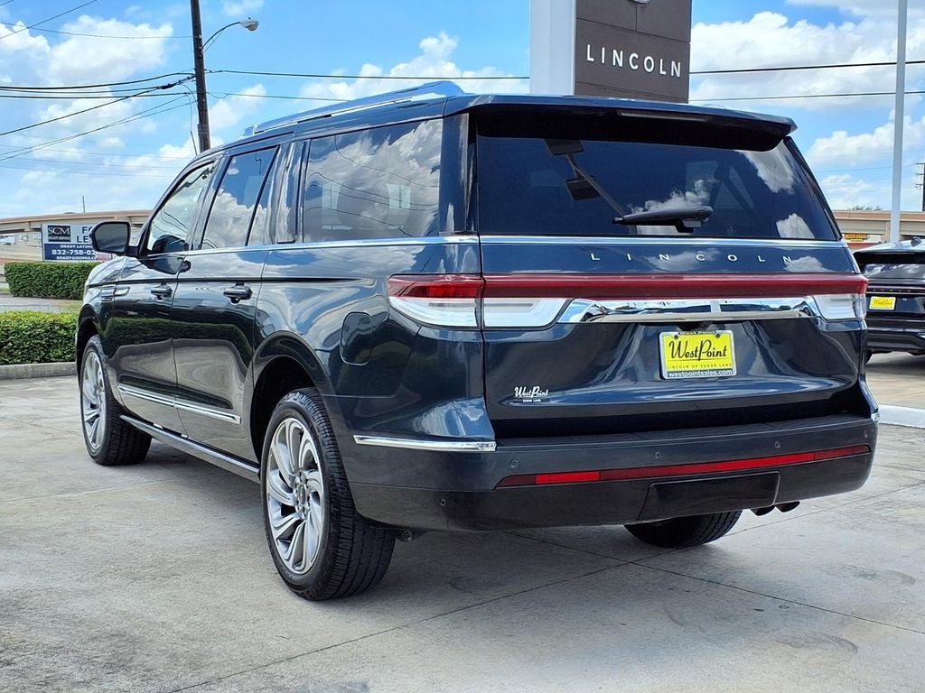 2022 Lincoln Navigator L Reserve
