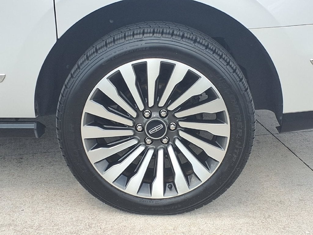 2021 Lincoln Navigator L Reserve