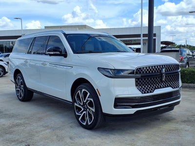 2027 Lincoln Navigator L Reserve