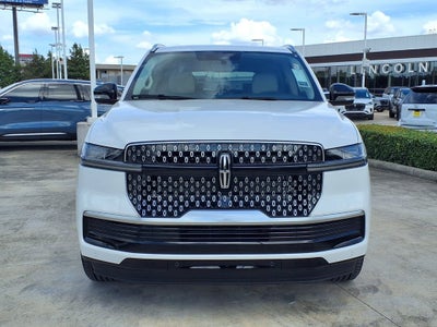 2027 Lincoln Navigator L Reserve