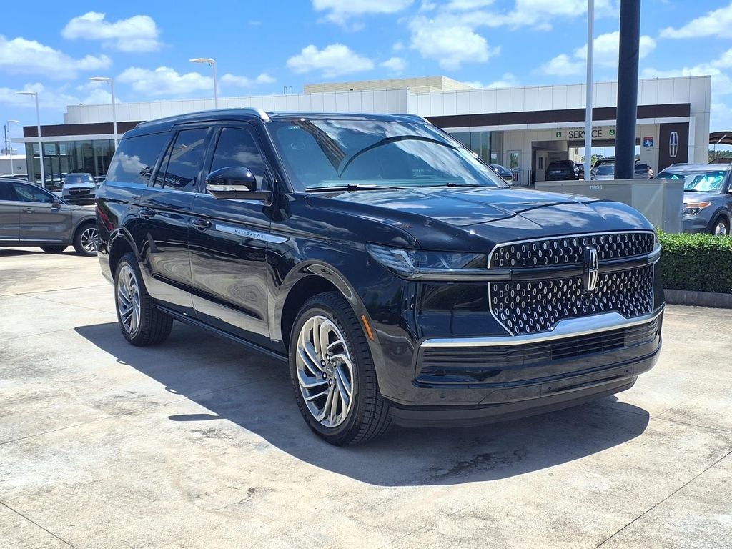2026 Lincoln Navigator L Reserve