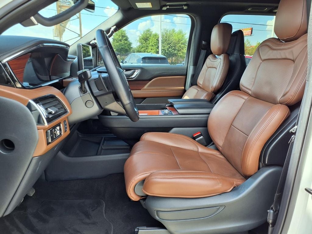 2023 Lincoln Navigator L Reserve