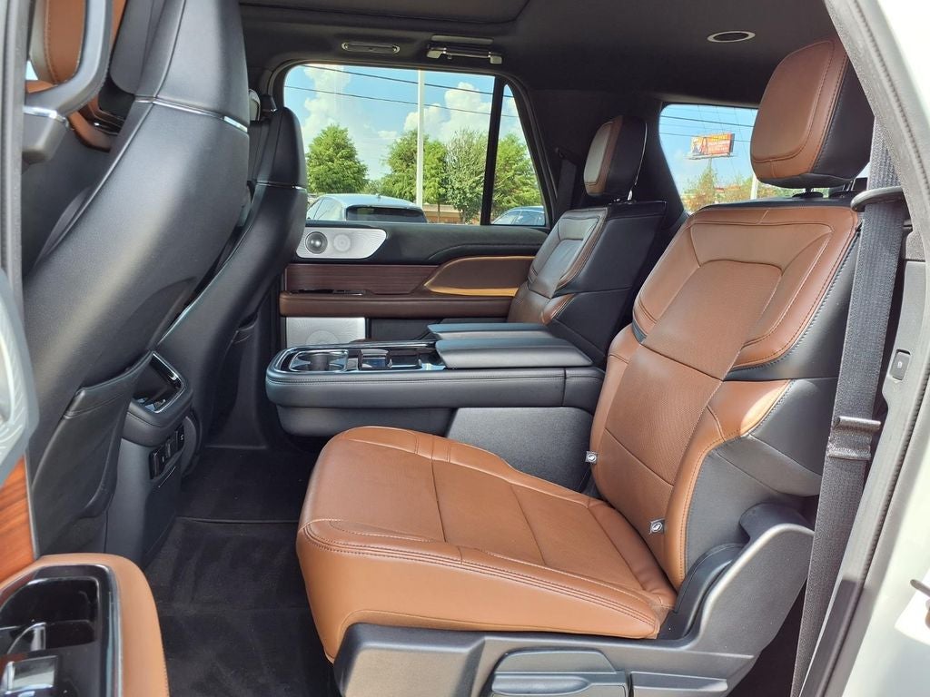 2023 Lincoln Navigator L Reserve