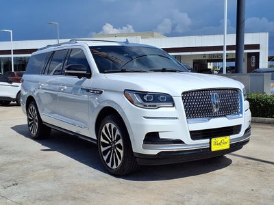 2023 Lincoln Navigator L Reserve