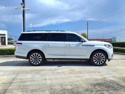 2023 Lincoln Navigator L Reserve
