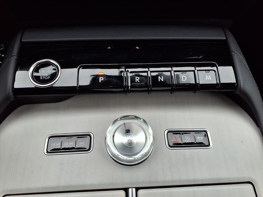 2026 Lincoln Navigator L Reserve