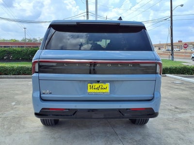 2025 Lincoln Navigator L Reserve