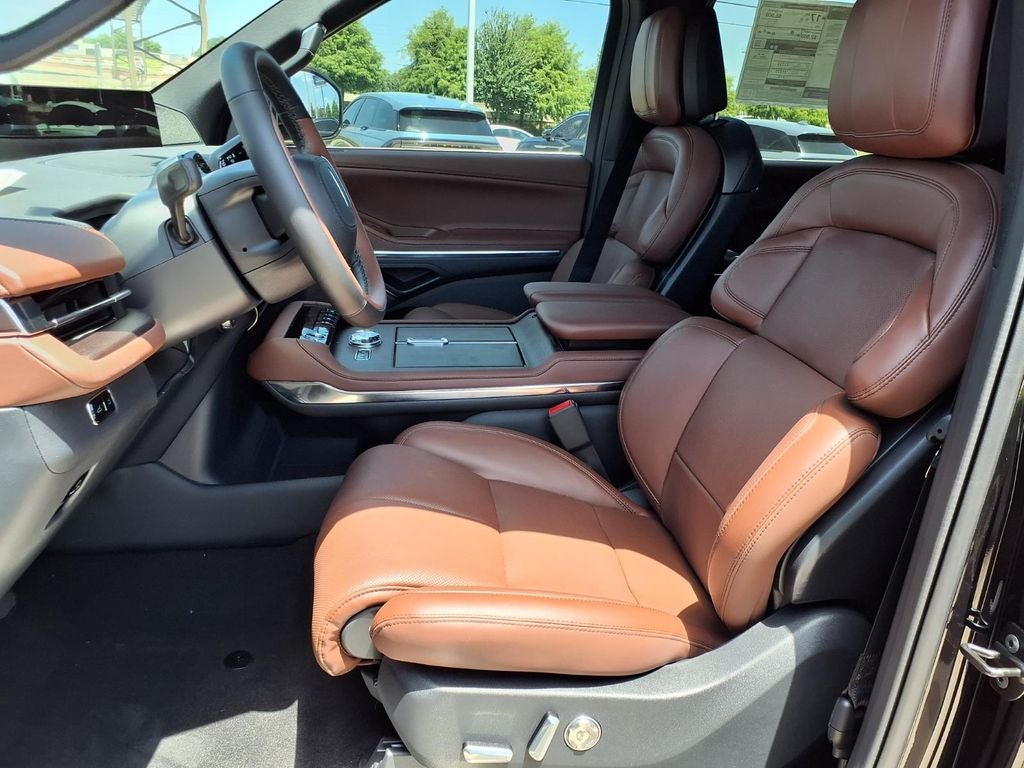 2026 Lincoln Navigator L Reserve