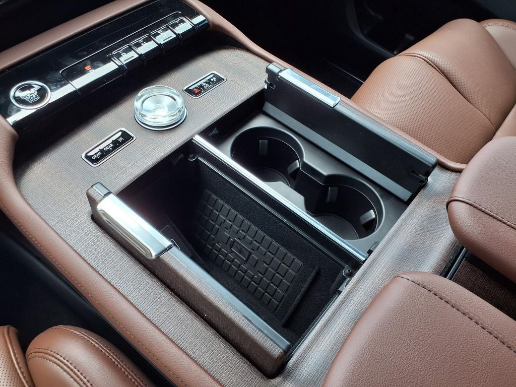 2026 Lincoln Navigator L Reserve