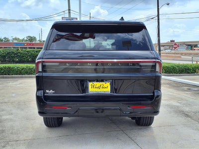 2026 Lincoln Navigator L Reserve