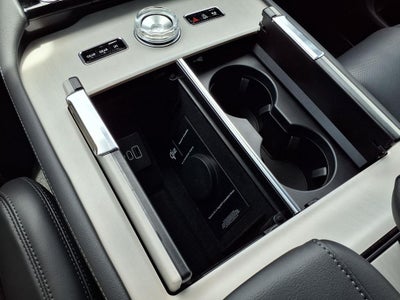 2027 Lincoln Navigator L Reserve