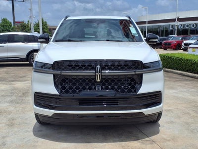 2027 Lincoln Navigator L Reserve