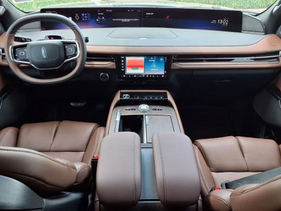2026 Lincoln Navigator L Reserve