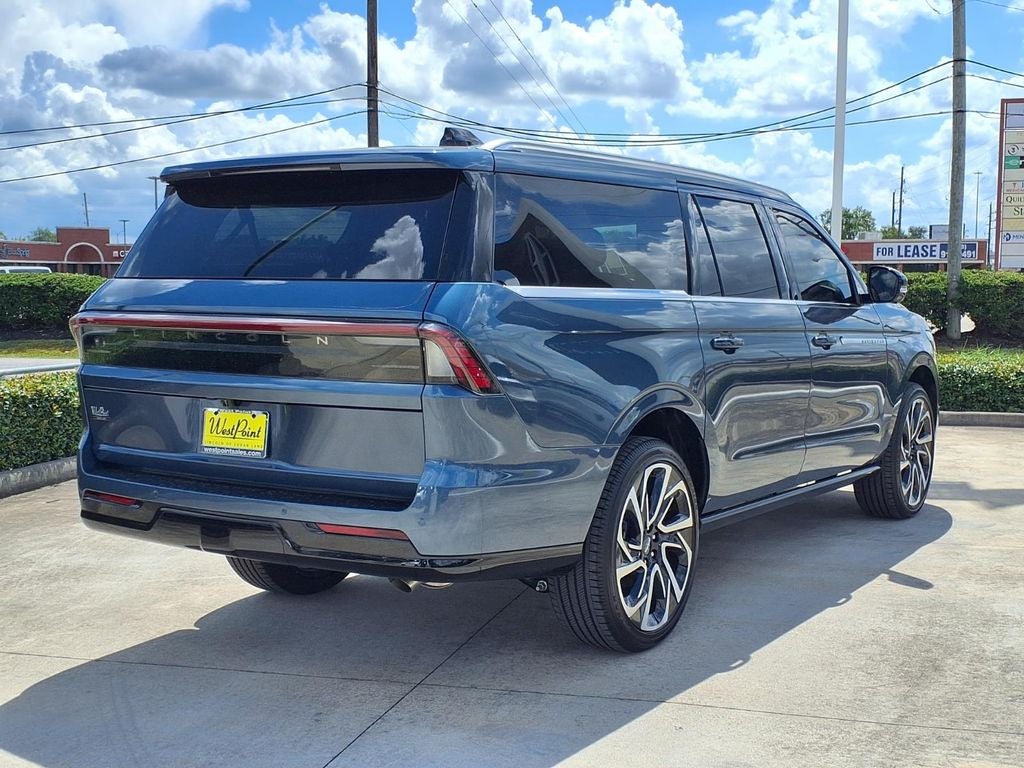 2027 Lincoln Navigator L Reserve