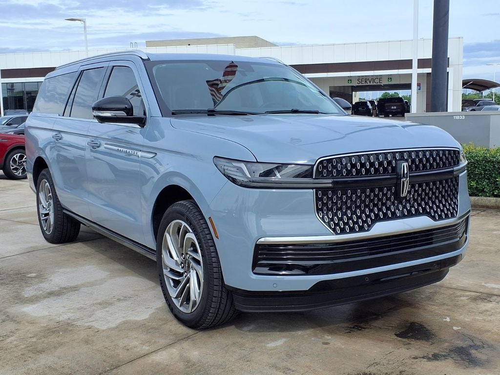 2026 Lincoln Navigator L Reserve