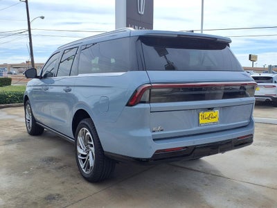 2026 Lincoln Navigator L Reserve