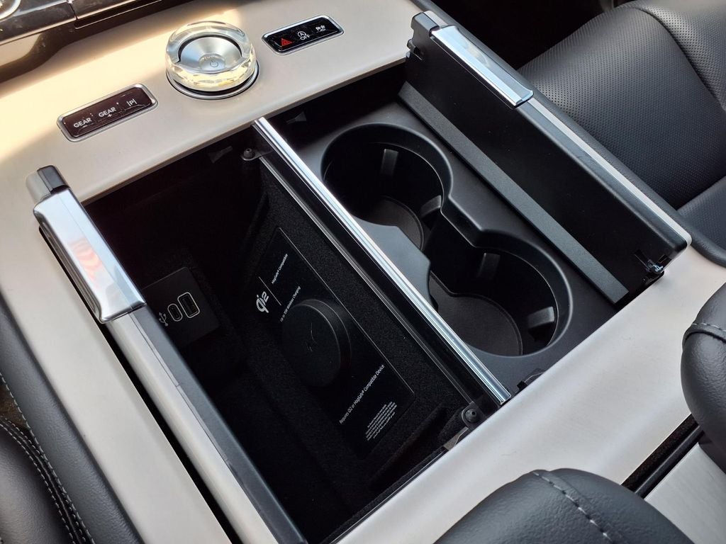 2027 Lincoln Navigator L Reserve