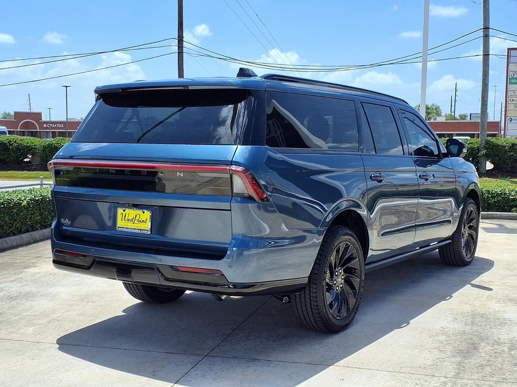 2027 Lincoln Navigator L Reserve