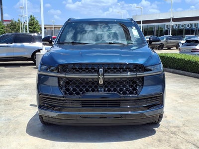 2027 Lincoln Navigator L Reserve
