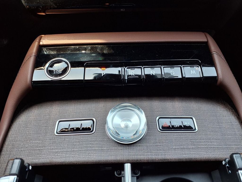 2026 Lincoln Navigator L Reserve