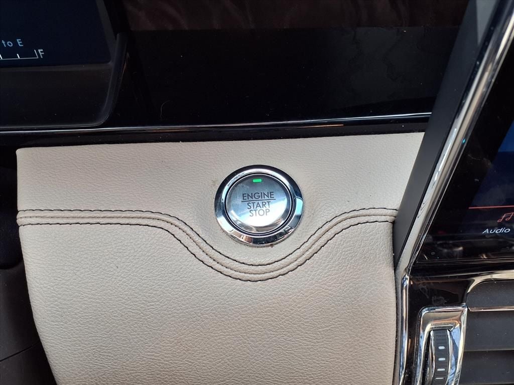 2022 Lincoln Navigator L Reserve