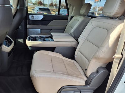 2022 Lincoln Navigator L Reserve