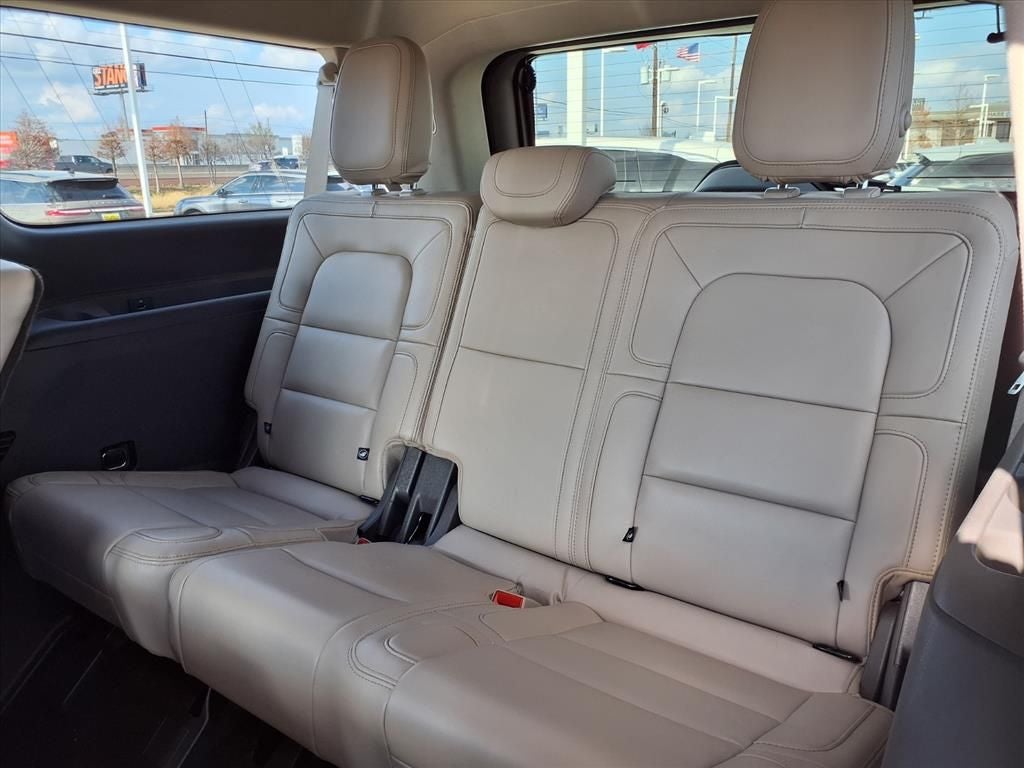 2022 Lincoln Navigator L Reserve