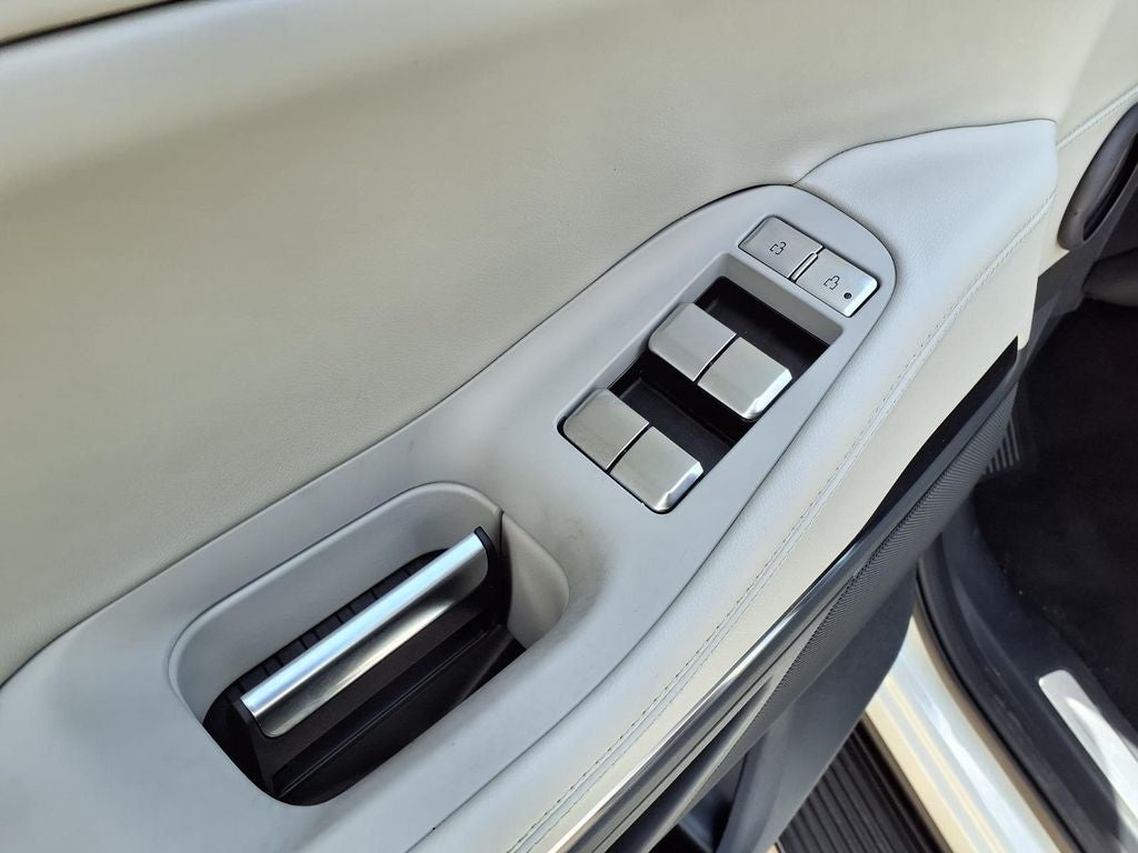 2026 Lincoln Navigator L Premiere