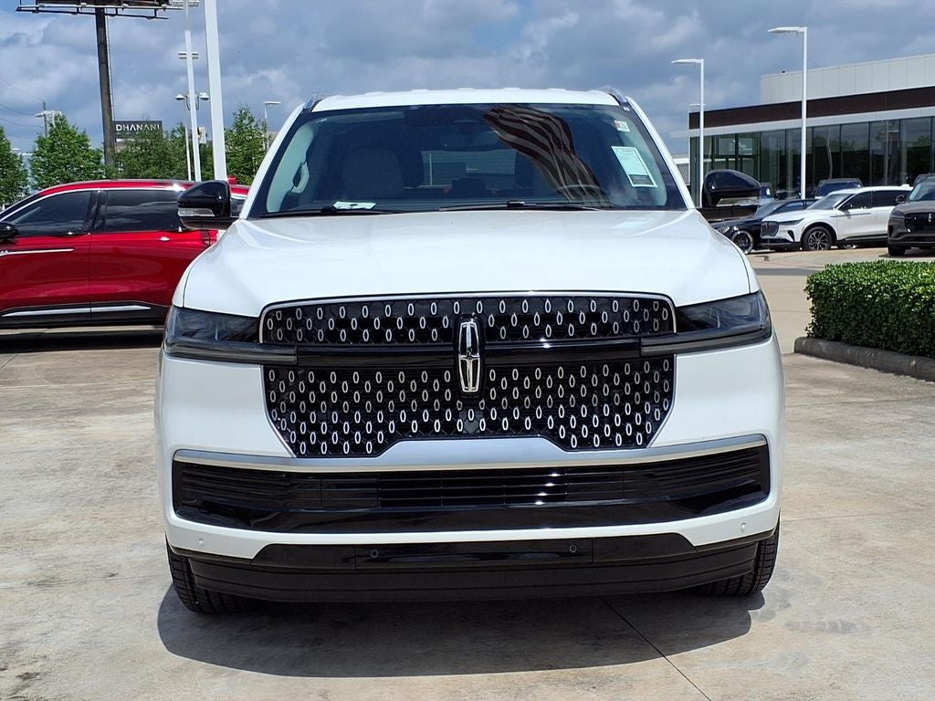 2026 Lincoln Navigator L Premiere