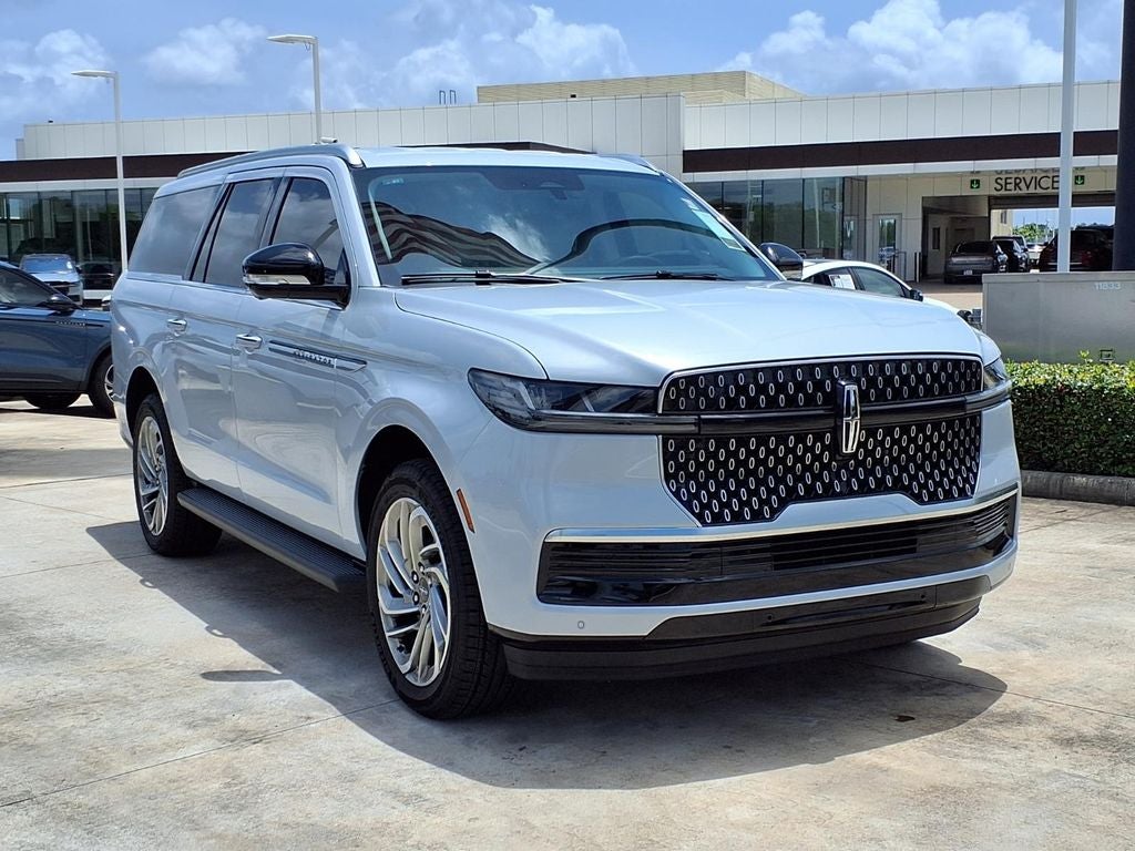 2026 Lincoln Navigator L Premiere