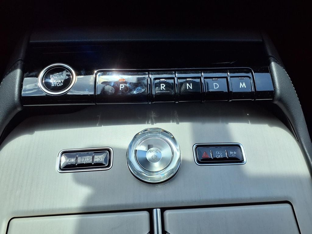 2026 Lincoln Navigator L Premiere