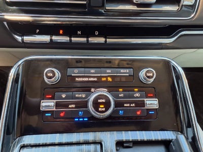 2023 Lincoln Navigator L Black Label