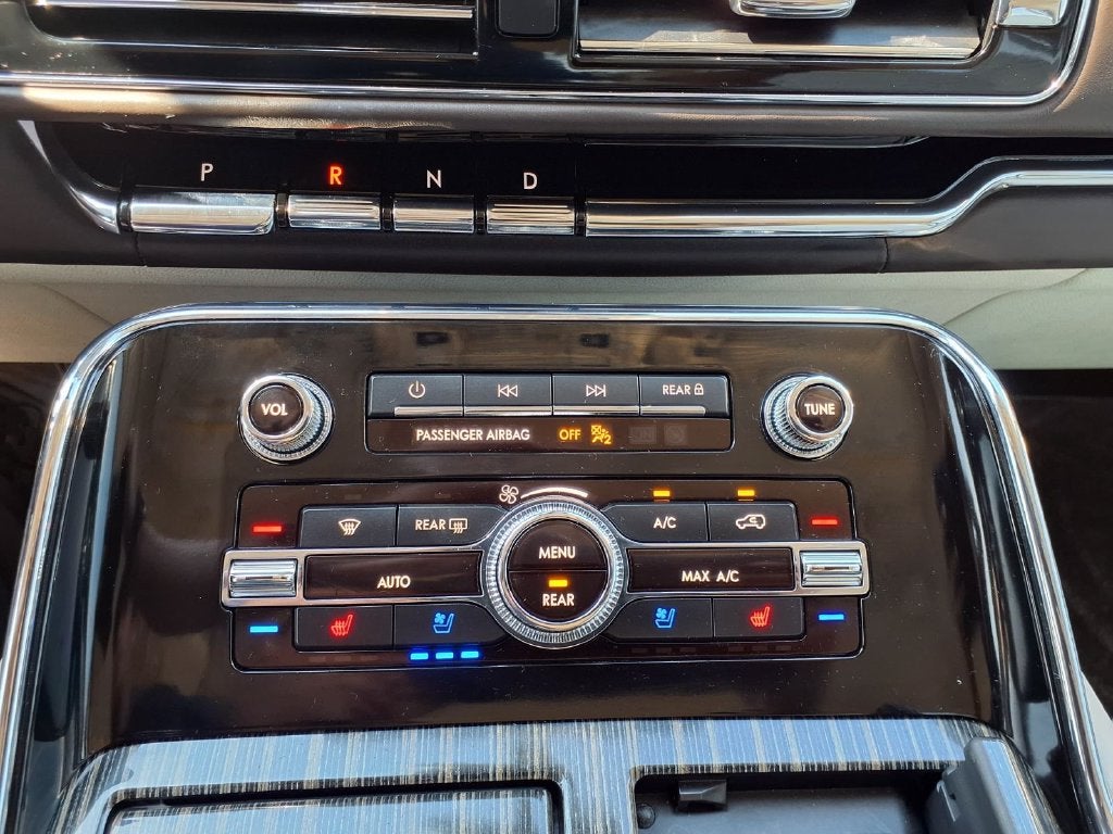 2023 Lincoln Navigator L Black Label
